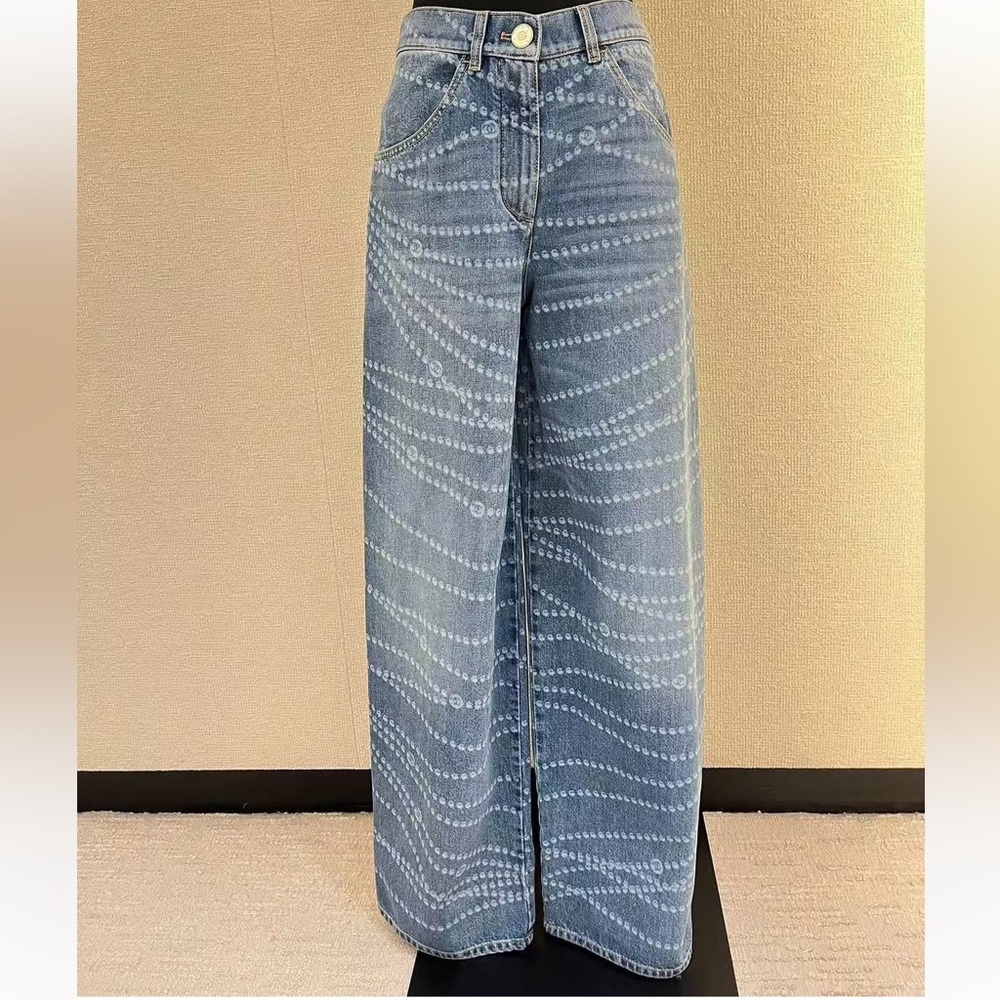 Chanel jeans ss25 súper trendy sold out everywhere